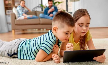 El 48% de los padres usan aplicaciones de control parental para proteger a sus hijos en la red